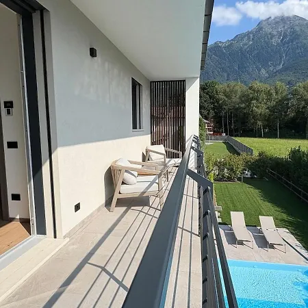 Luxury Colico